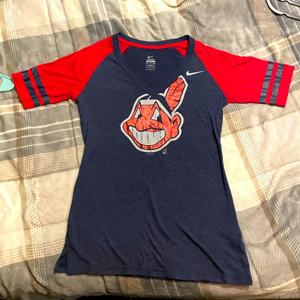 Cleveland Indians Nike Logo Tshirt Size S